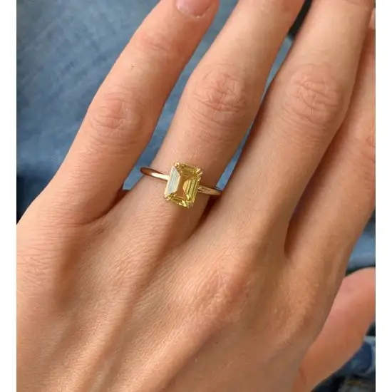 5 carat hotsell yellow sapphire ring